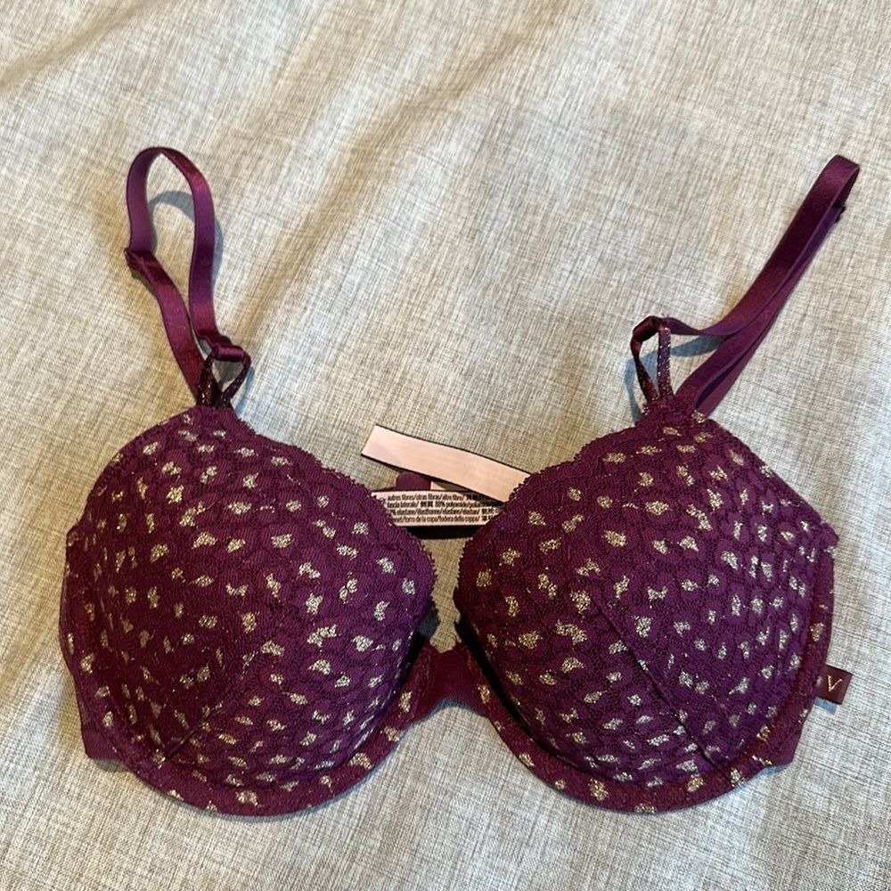 Victoria's Secret Lined Demi Purple & gold Lace Bra Size 32D
